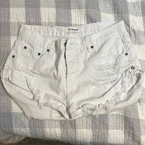Bright clean white shorty shorts from one x oneteaspoon